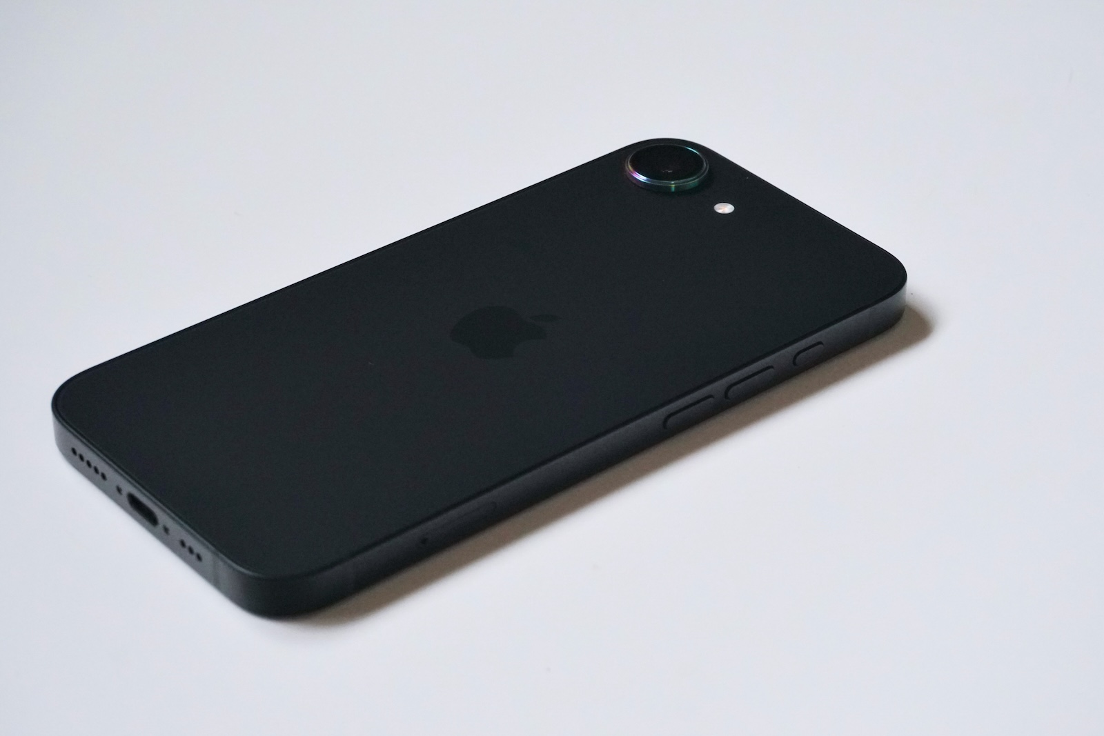 iPhone 17e Apple