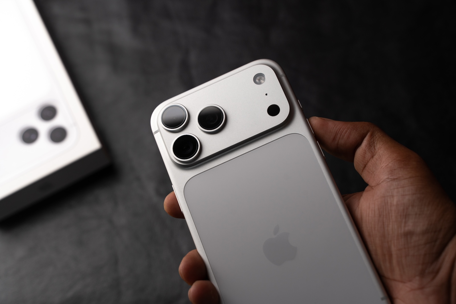 iPhone 17 Pro Apple