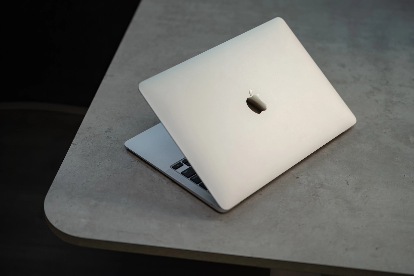 MacBook Apple