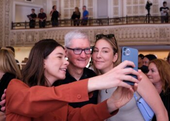 Apple Tim Cook