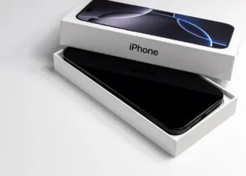 iPhone Apple