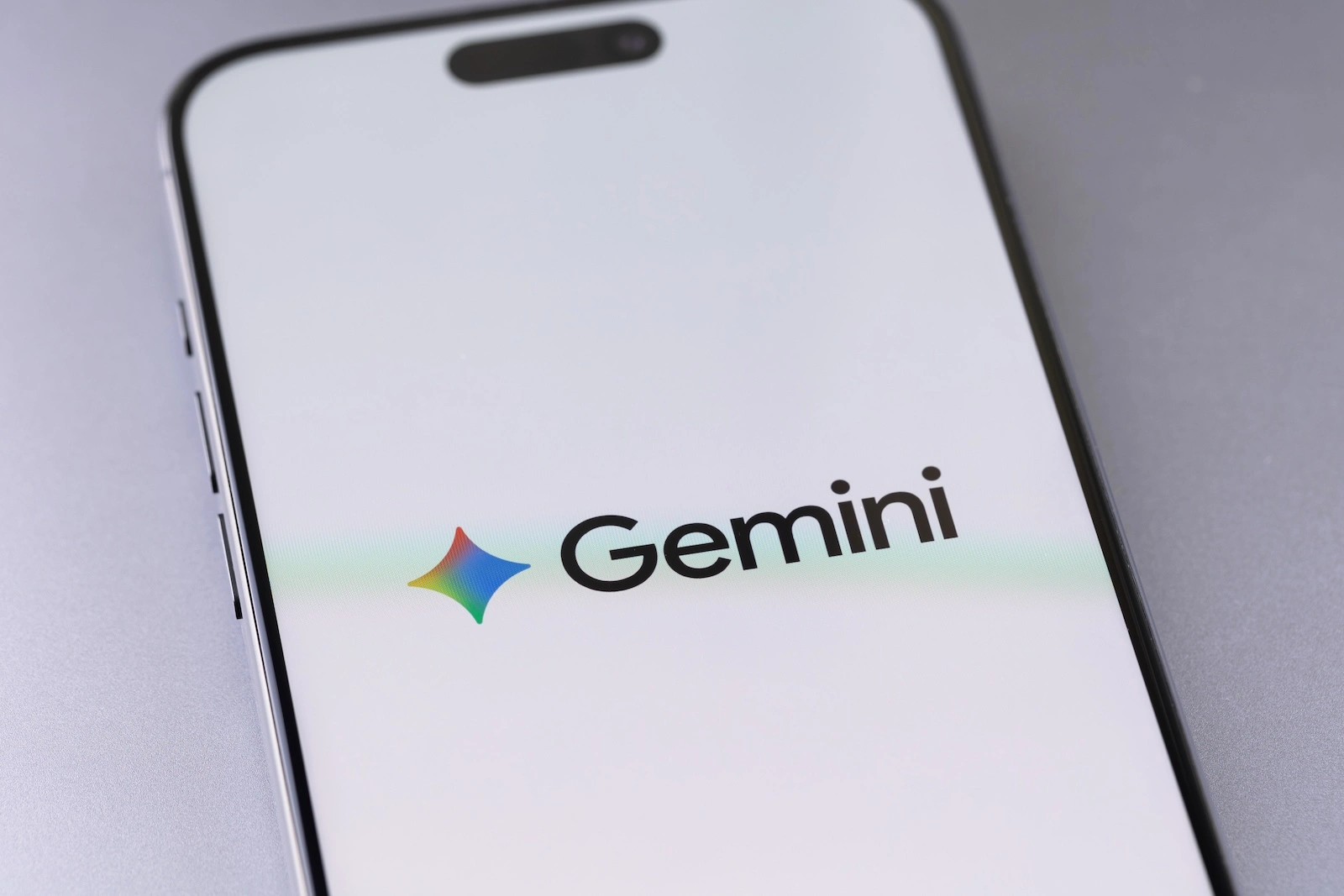Google Gemini Apple Siri