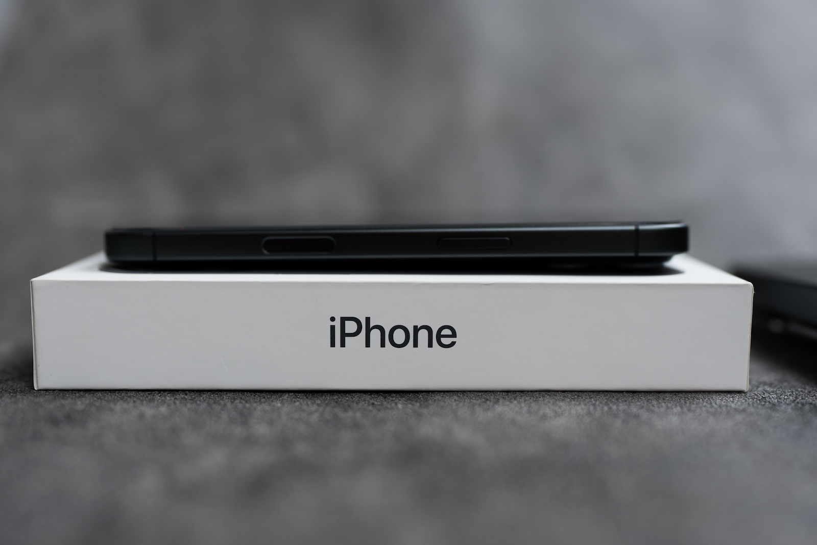 iPhone Apple