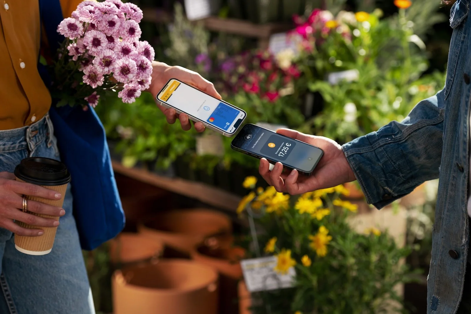 iPhone NFC