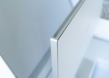 Apple Studio Display 2