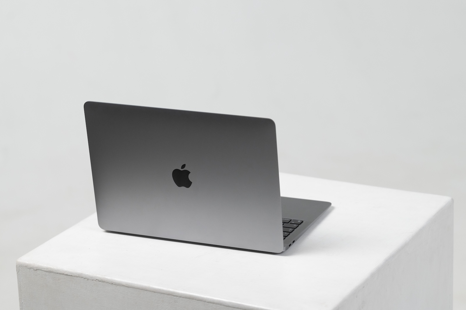 MacBook Apple