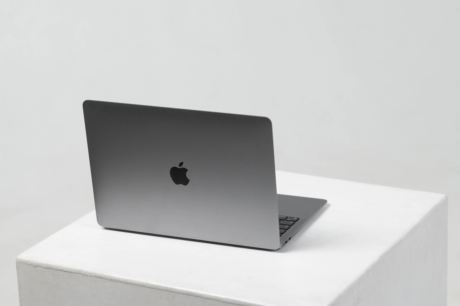 MacBook Apple