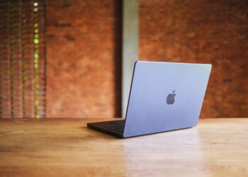 MacBook Apple