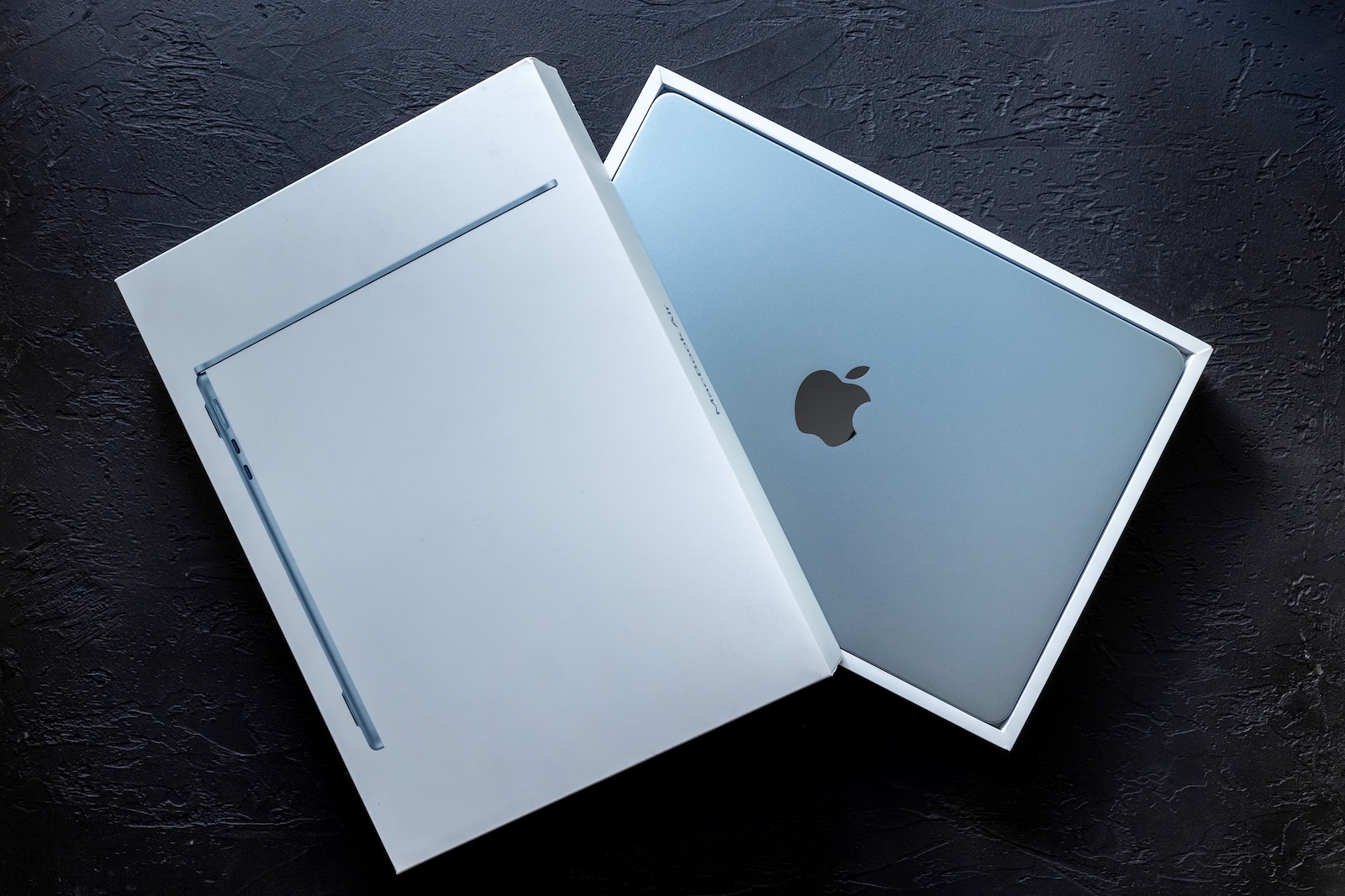 MacBook Air Apple