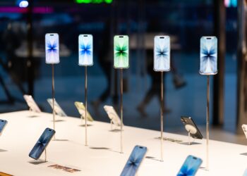 iPhone Apple