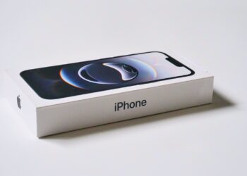 Apple iPhone 18e