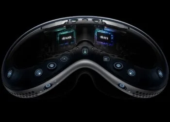 Apple Vision Pro Eye Surgeon