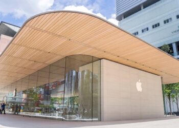 Apple April 2026