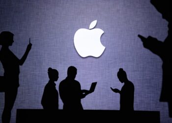 Apple CEO change