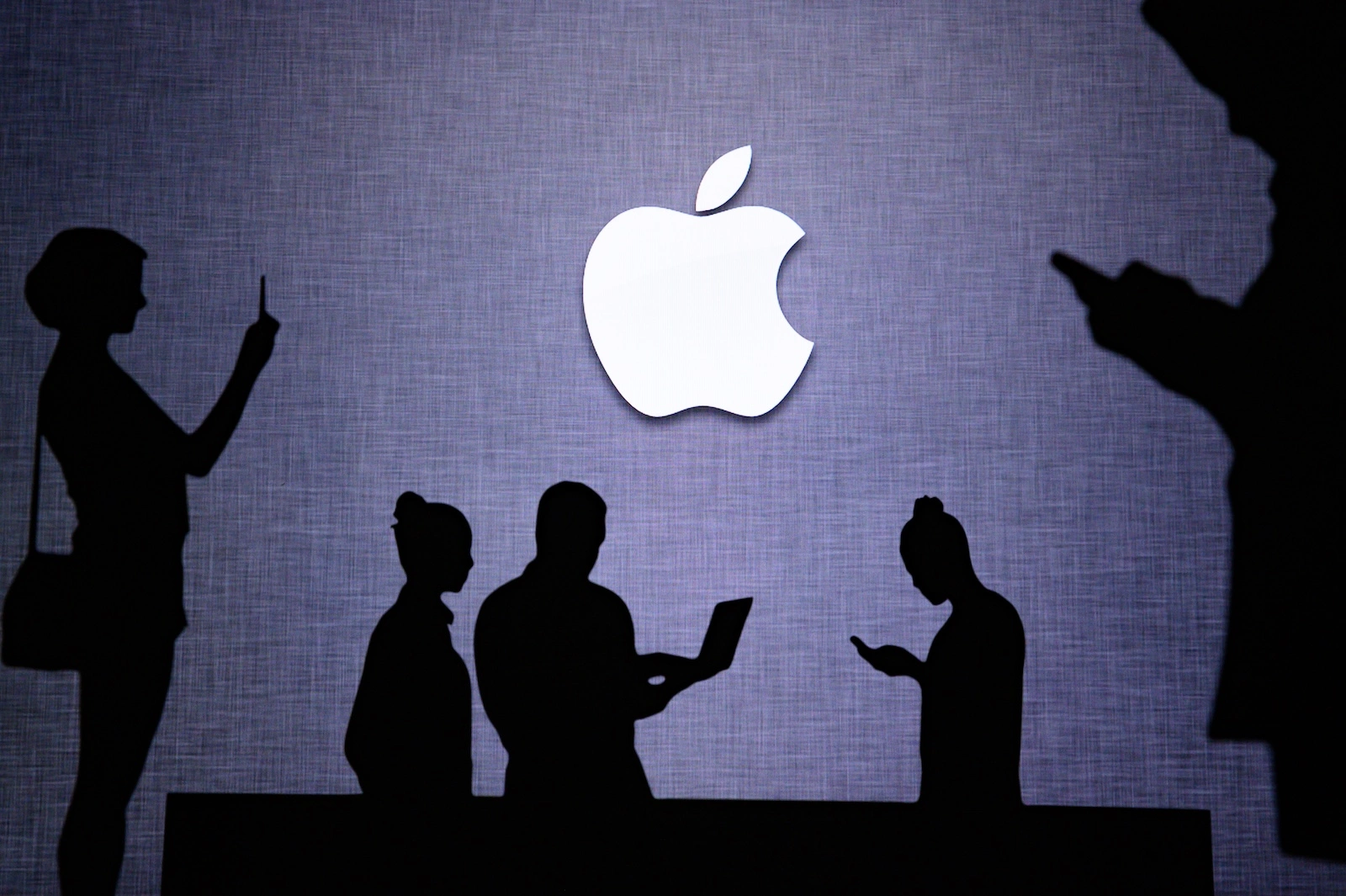 Apple CEO change