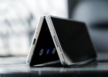 iPhone Fold Apple