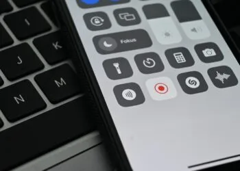 Record iPhone screen