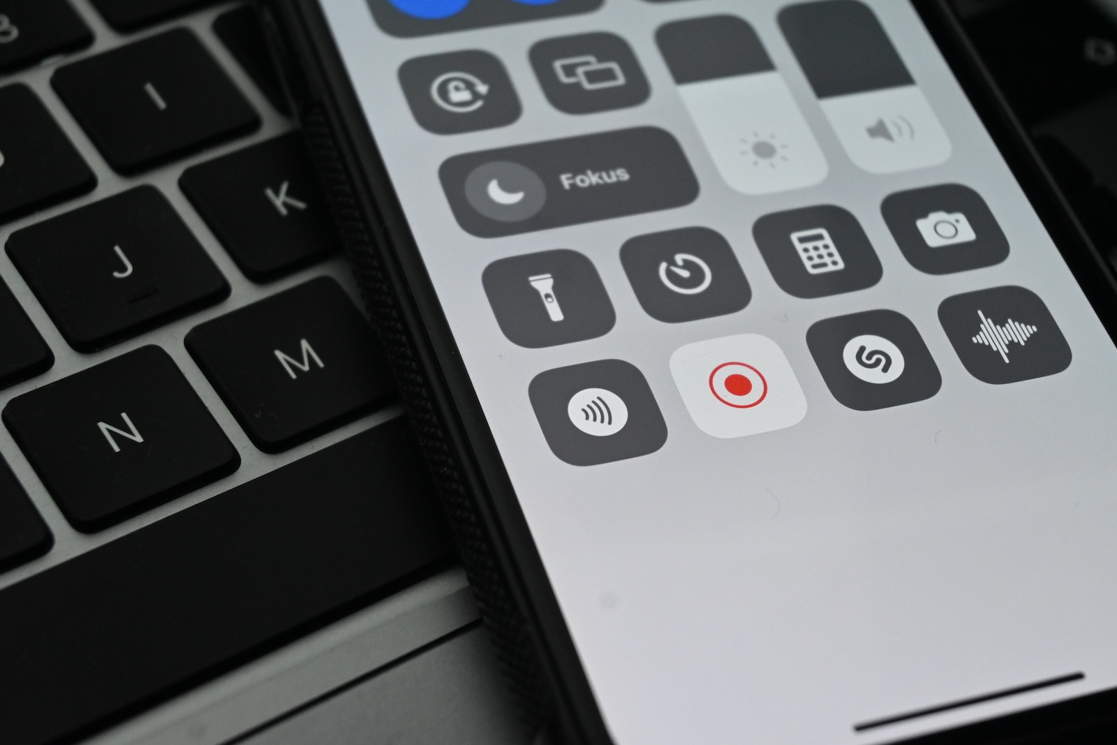 Record iPhone screen