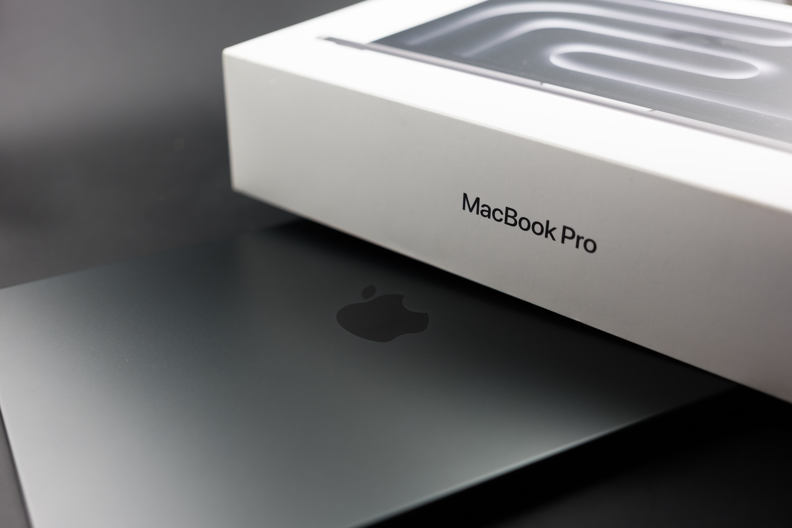 MacBook Ultra Apple