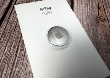 Apple AirTags 2