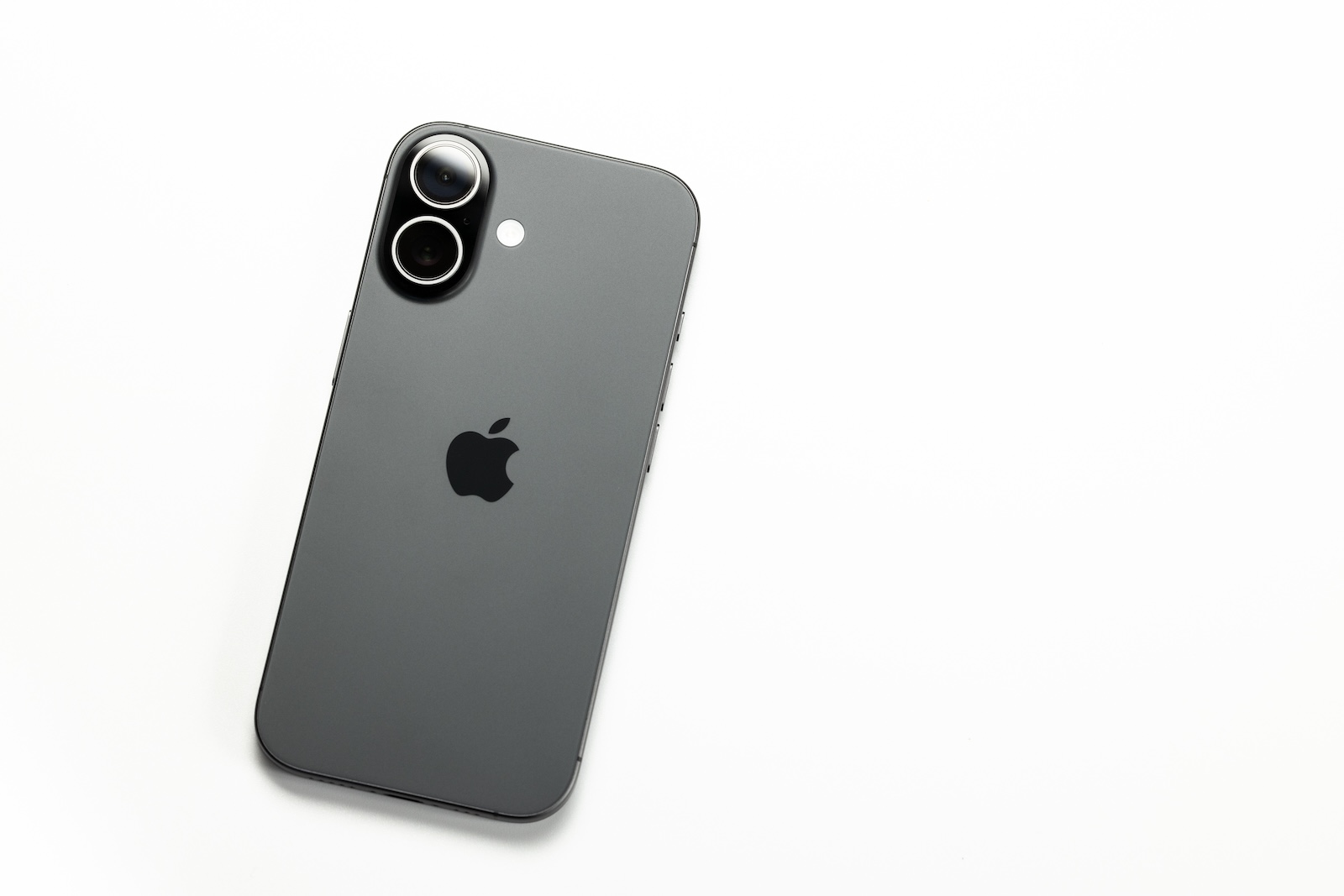 iPhone 18 Apple