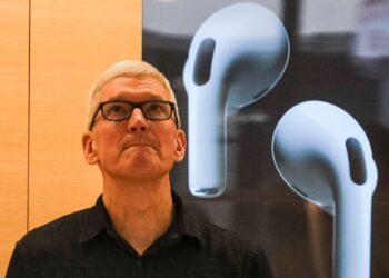 Tim Cook China