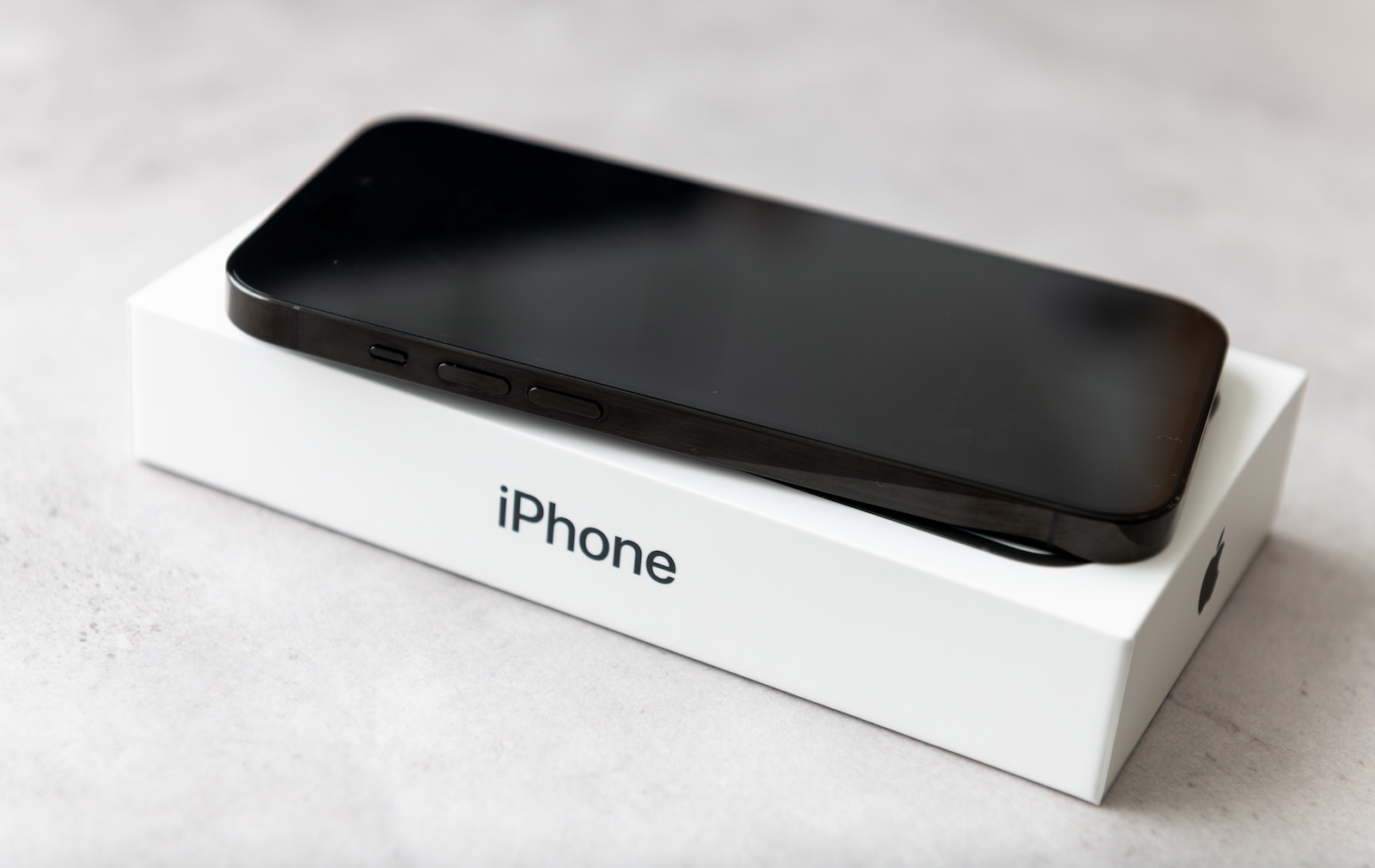 iPhone Apple