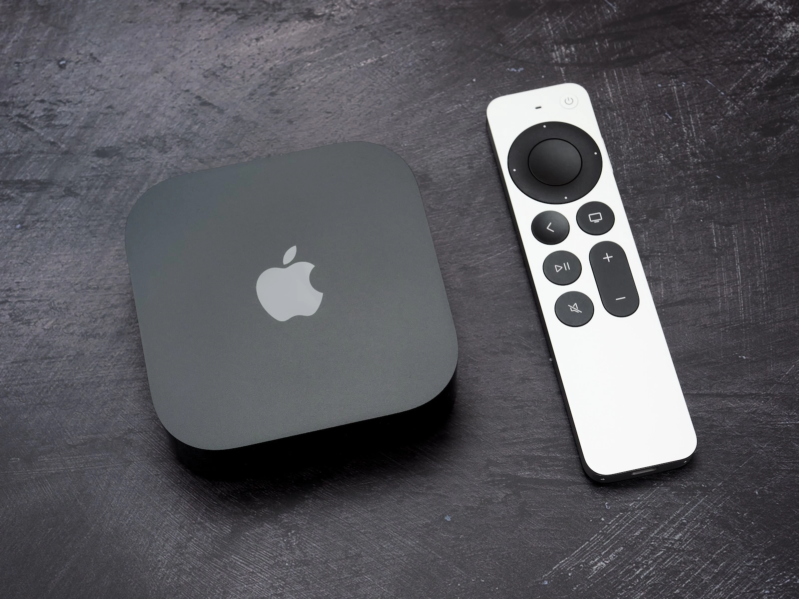 tvOS 27 Apple