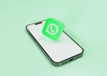 WhatsApp Plus subscription iPhone