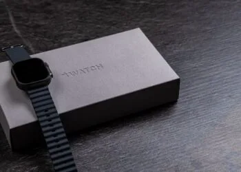 Apple Watch Ultra 4 Redesign