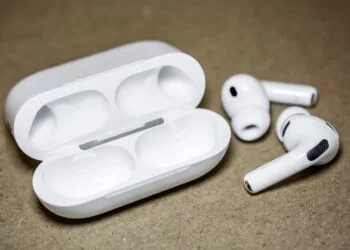 Apple AirPods Ultra