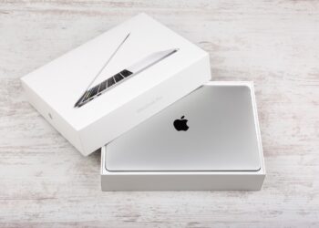 macOS 27 Apple