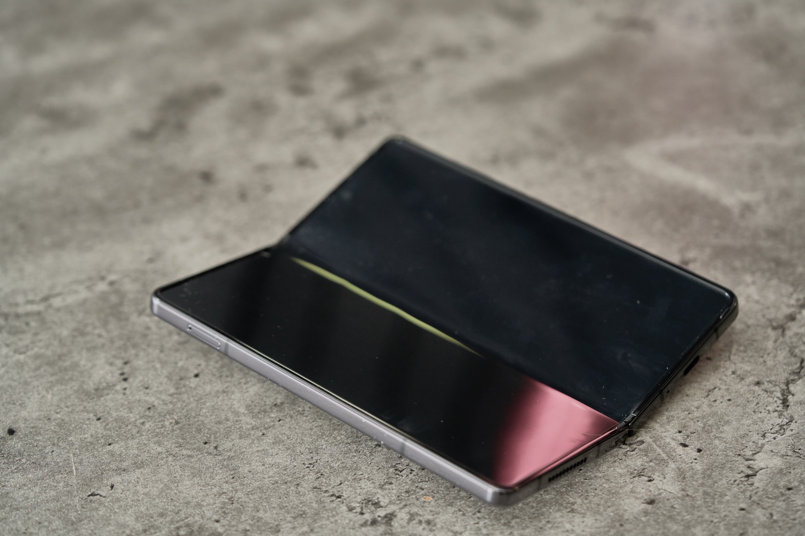 Apple iPhone Ultra 2