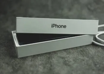 Apple iPhone