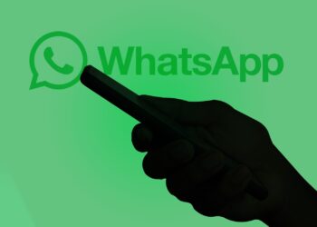 WhatsApp minimum requirements