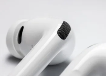 Apple AirPods Ultra