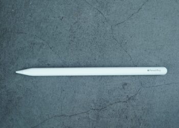 Apple Pencil replaceable battery