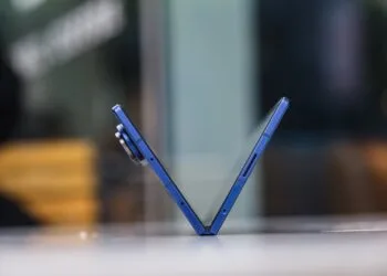 iPhone Ultra battery capacity