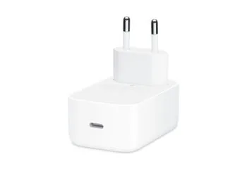 Apple 40W Dynamic Power Adapter in white with Europlug and USB-C port