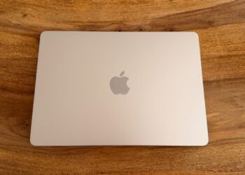 Closed MacBook Air in Polaris on a table