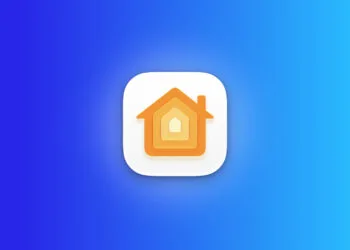 Apple Home Hub: Home app icon on a blue gradient