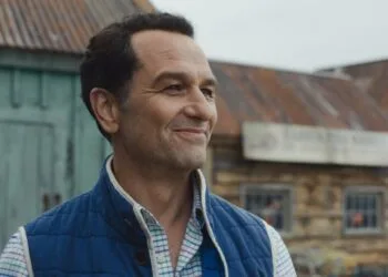 Scene from Widow's Bay, the series with the most wins during the Apple TV Emmy weekend