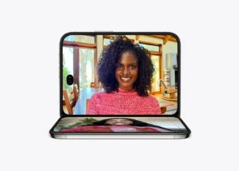iPhone Duo half unfolded with a FaceTime video call on the inner display – around 6 million sales of the foldable iPhone are expected by the end of the year